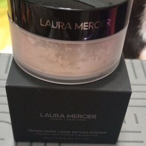 Laura Mercier Translucent Loose Setting Powder - Cream